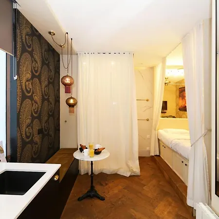 Studio Bien Equipe Proche De Toutes Commodites -2p